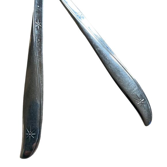 Oneida Vintage Stainless 8 piece long handled flatware cutlery spoon/fork set - Picture 6 of 9